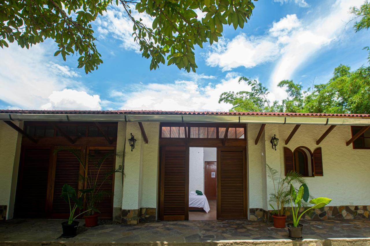 Apu Samay Nature Lodge 塔拉波托 外观 照片